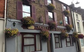 Ashleigh House Bed & Breakfast